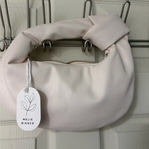 NWT Melie Bianco Classic Cream Accessory